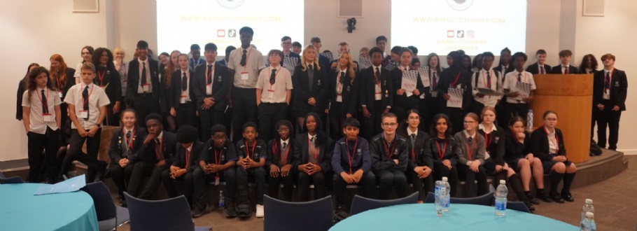 Students at Reach event 